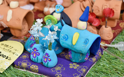 カラキャラ！で おひなさま 阿南町陶芸体験館